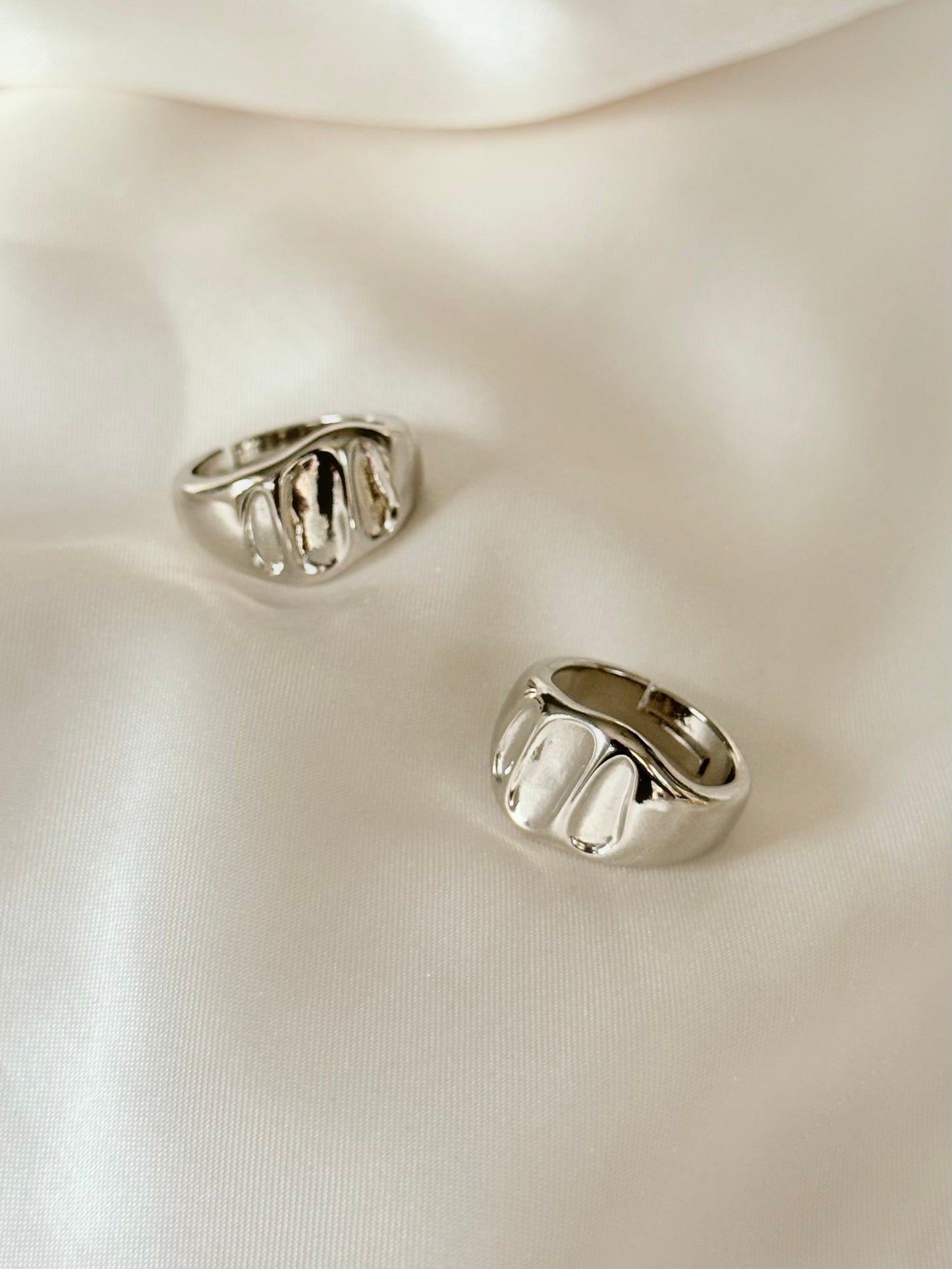 Nila Silver Ring