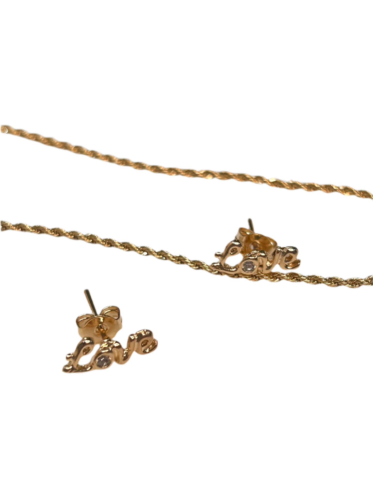 𝖫𝖮𝖵𝖤 Earrings