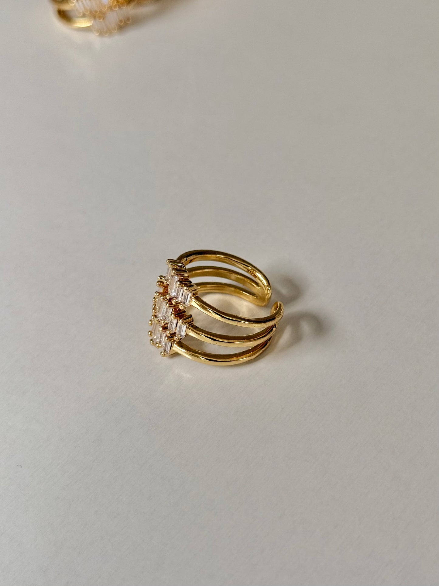 Mia Ring