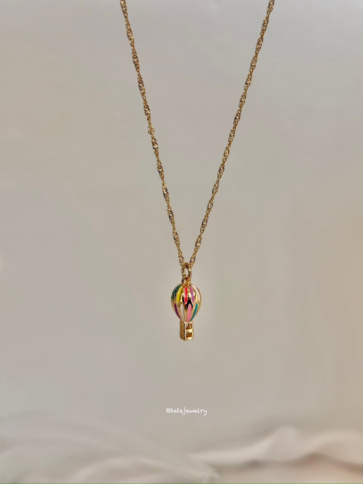 Air Ballon Necklace