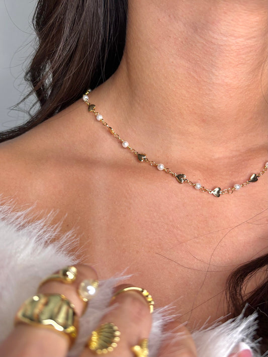 Mía Necklace