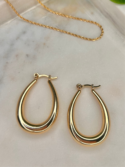 Oval Hoops